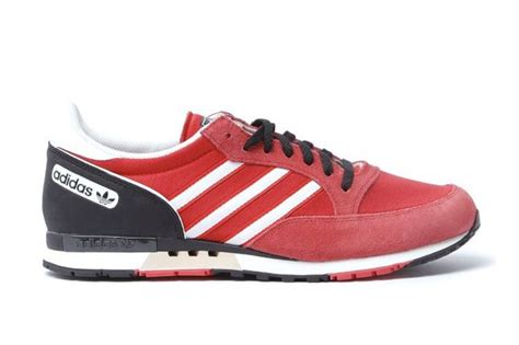 adidas Phantom (Red) 